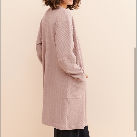 Shorter Days Robe by Eve gravel - Picture 3 of 5